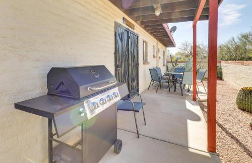 Bright Tucson Home with Patio By Rillito River Path! - Foto 21