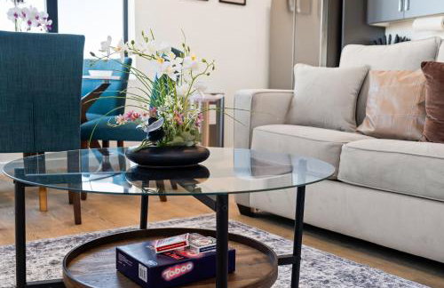 Modern 2 Bedroom King Bed EVCharger Pet-Friendly Balcony - Foto 2