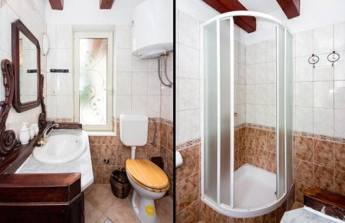 7 Bedroom Gorgeous Home In Grabovac - Photo 45