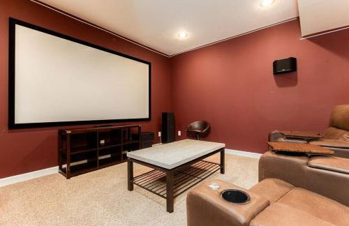 The ND Grand 4BR Home close to Campus - Foto 9