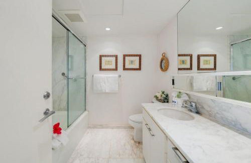 Whaler 712 - Photo 26