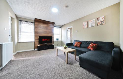 RELAXED CENTRAL HOUSE LOCATED IN WEST READING CLOSE TO TOWN CENTRE with FREE DRIVE WAY PARKING, WI FI & NETFLIX BY AI ESTATE GROUP - Foto 24