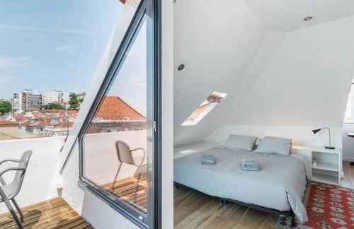 Beautiful Apartment with View of the Tagus River - Photo 15