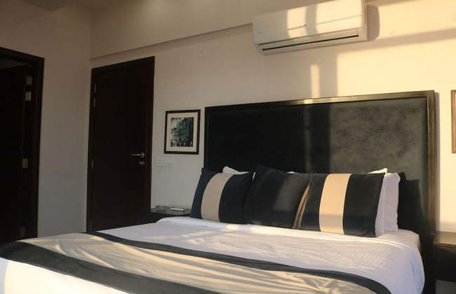 Elysium Suites - Photo 7