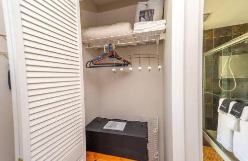 Close to Beach, Hot Tub, Pet Friendly, Firepit - Foto 50