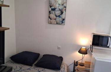 Studio dans une tour mythique à port grimaud - Foto 10