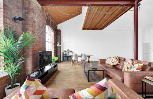 Large Industrial Style 2 Bedroom Apartment Short Term Rental & Flexible Renting Canary Wharf With Free WiFi - Photo 28