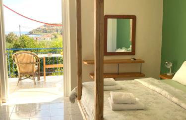 Elena's Family Apartments - Photo 34