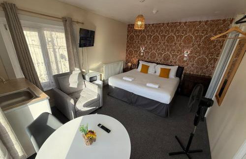 Southsea 2nd Floor Studio Apartment, Free Private Parking - Foto 10