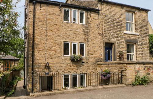 The Old Cobblers - Photo 16