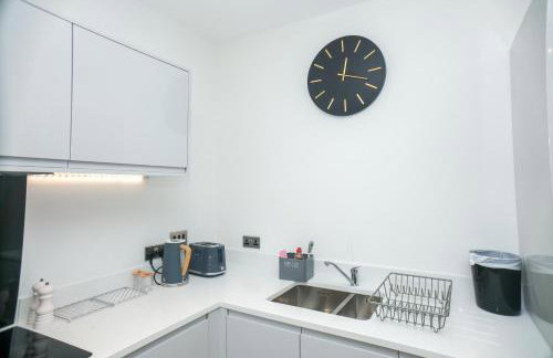 Little Haven Thames view Free Parking Closer to Heathrow - Foto 9