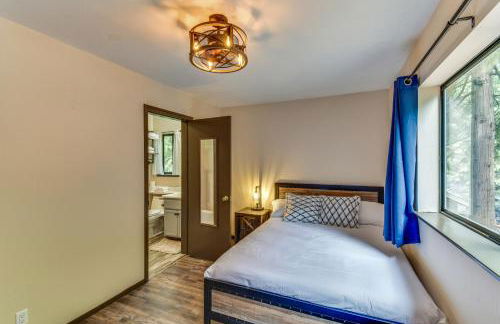 2 Mi to Mi-Wuk Village Cabin with Large Deck - Foto 14