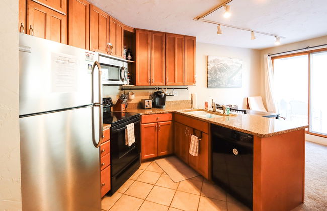 New Ski In/ski out Studio Onsite Amenities! - Foto 5