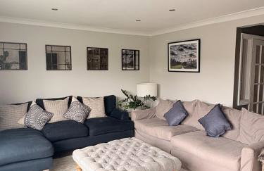 Marlow Family Retreat, Short Stroll into Town - Photo 33