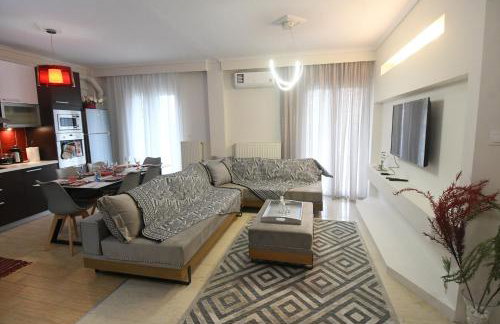 Double A Luxury Apartment - Photo 22