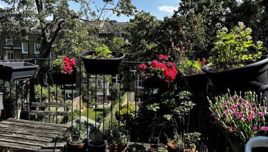 Large 1-bed duplex inc office & terrace - Foto 2