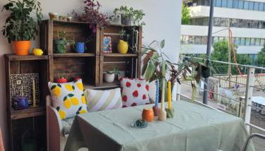 Gerland T2 standing - balcon - parking privé souterrain - Foto 4