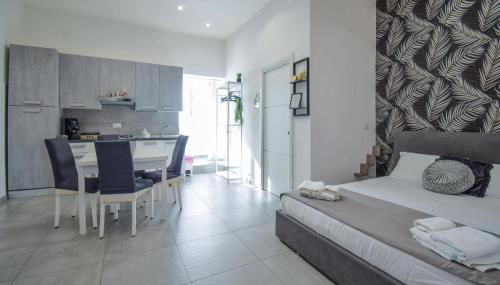 Beautiful Apartment In Napoli With Wifi - Foto 3