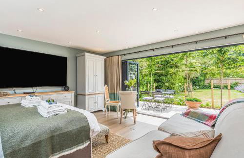 Charming Bosham Garden Lodge - Pass the Keys - Foto 12