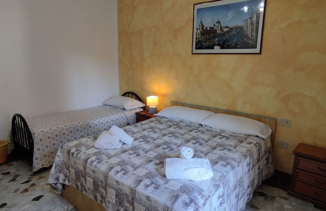 Caponi Bros - Photo 3