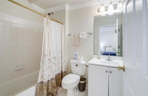 Family-Friendly Home with Foosball in Silver Spring! - Foto 16