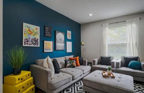 Housepitality - The Lilley Pad - Near Downtown - Photo 3