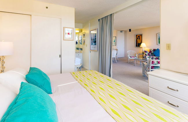 Diamond Head and Ocean views with King Bed and Parking - Foto 28