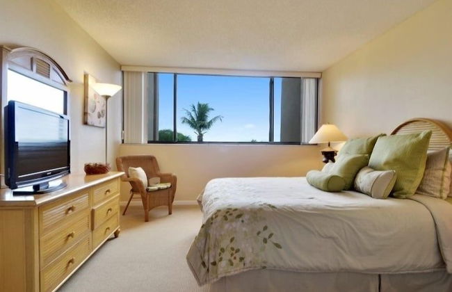 End Unit With Ocean Views And Juliet Balcony. 2 Bedroom Condo by RedAwning - Foto 2