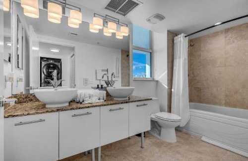 Luxury 2BD Corner Loft with Stunning Miami River View - Foto 38