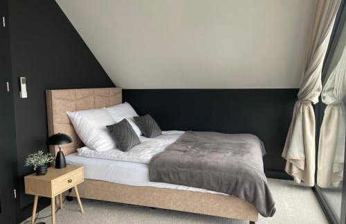 Czarne Domki Krempna z prywatnym jacuzzi - Foto 16