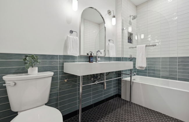 Roami at 714 Canal - Photo 61