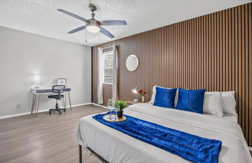 Cozy Modern Oasis near UT - Photo 6