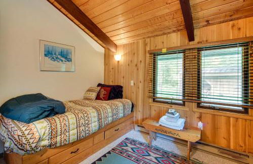 Jamaica Vacation Home with Deck 8 Mi to Skiing! - Foto 17