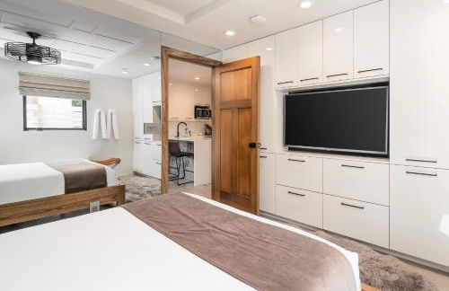 Unmatched Privacy & Luxury for the Entire Family - Foto 33