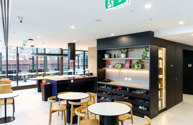 Student Only Victoria Market - Foto 2