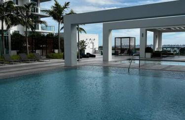 BRAND NEW TOP FLOOR IN THE HEART OF MIAMI - Foto 10