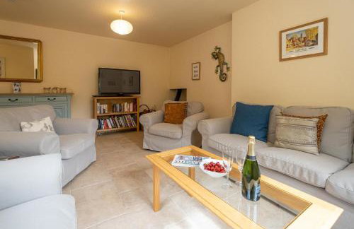 Willow House in Knodishall, Sleeps 7 - Only a short drive from Aldeburgh, Thorpeness & Snape Maltings - Managed by Aldeburgh Coastal Cottages - Foto 27