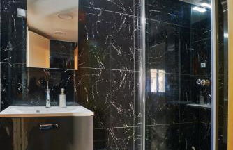 Versailles One Sauna & Jacuzzi - Foto 18