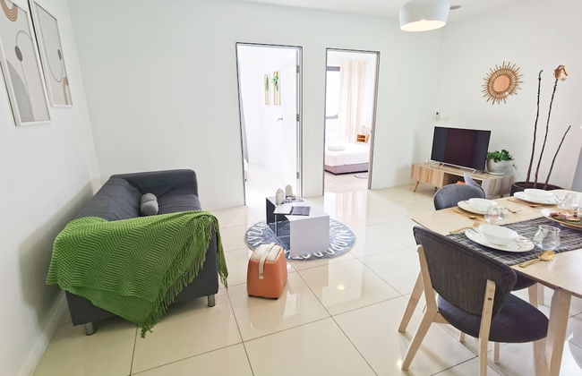 Icon City Premier Suites by WeCare - Photo 52