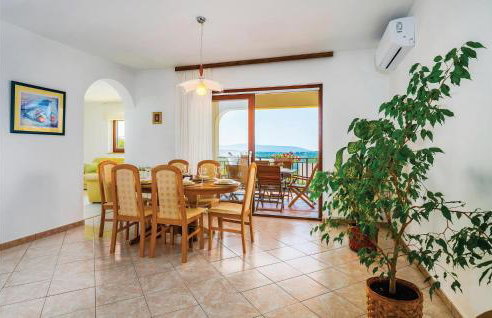 3 Bedroom Cozy Apartment In Nedescina - Foto 3