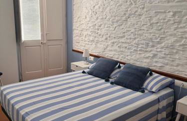 ROQUES - Casa en primera línea de mar en CADAQUÉS - Foto 11