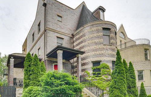 Walk to Lake Michigan Chicago Apt with Yard - Photo 28