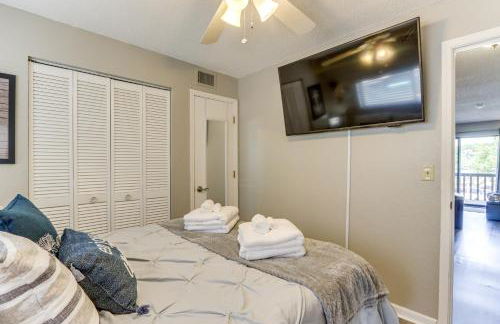 Pool Access and Lake View Osage Beach Condo! - Foto 19