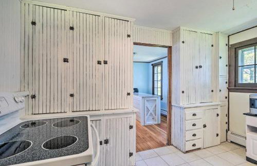 Hilton Lake Getaway w/ Over-the-Water Deck! - Foto 10