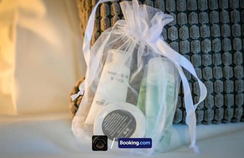 Cosy 4-Bed House l Garden l Free Parking l WiFi l Specious l Hosted by The Cosy Corner Nationwide - Foto 36