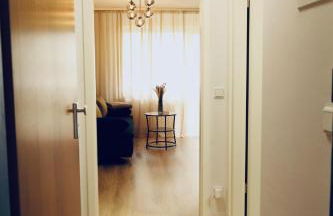 Modernes 2-Zi Apartment mit Terrasse und Garten - Foto 18