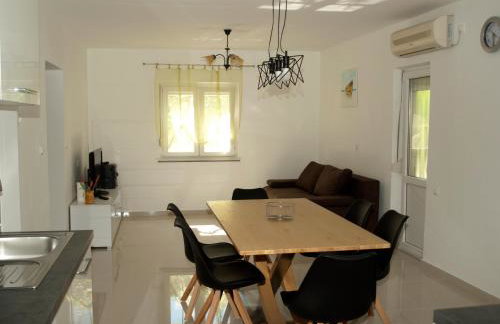 NEW Apartment Ema II - Foto 10