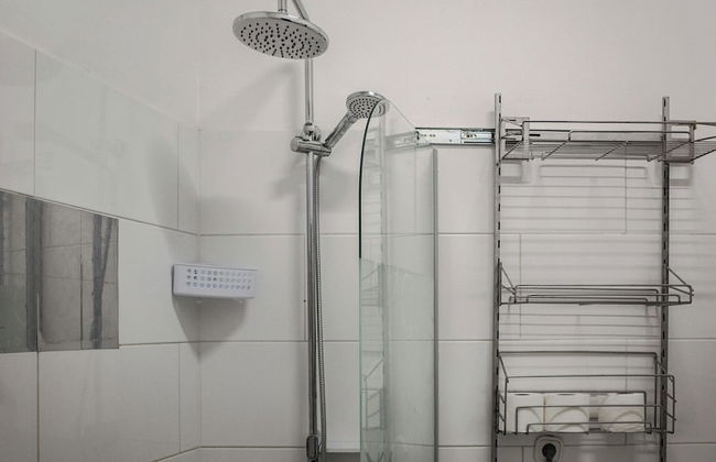 Shared 2BR Residence by Millennium Tower - Photo 24