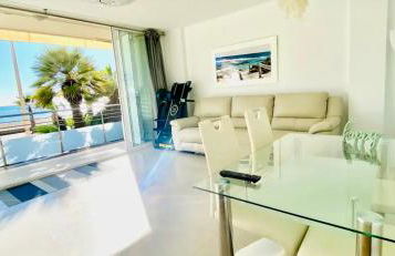 Frente a mar salida directa playa solo 30M agua - Foto 35