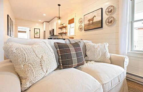 Kildahl House - Boutique Farmhouse Suite #2 - Photo 8